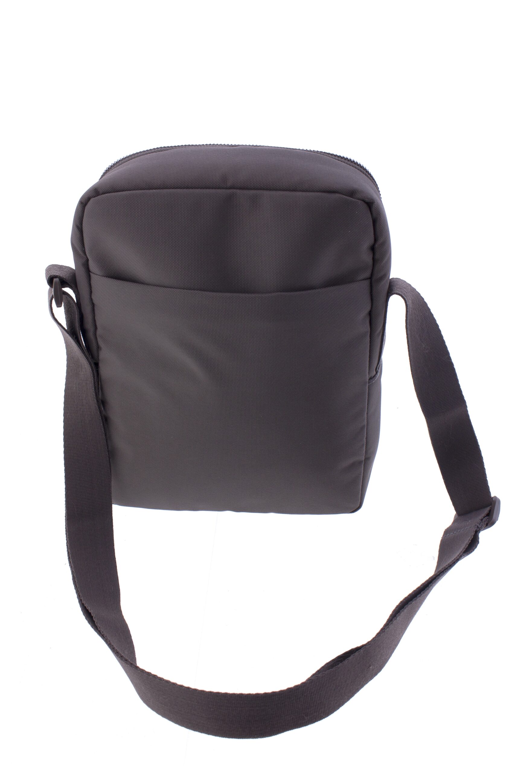 2470307_detalle-posterior